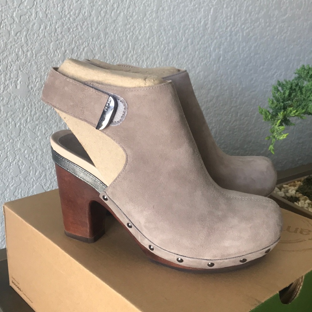 ❤️ In Perfect condition, very comfortable to wear.